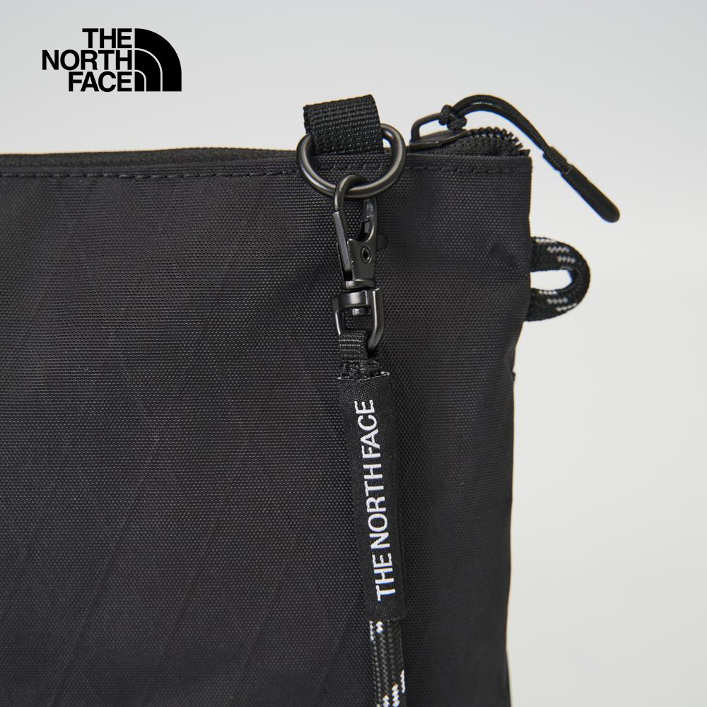 The North Face北面男女款黑色休閒單肩包｜8DJQKX7