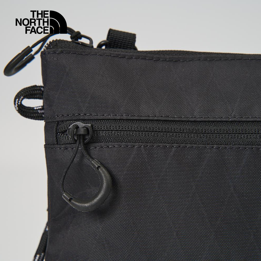 The North Face北面男女款黑色休閒單肩包｜8DJQKX7