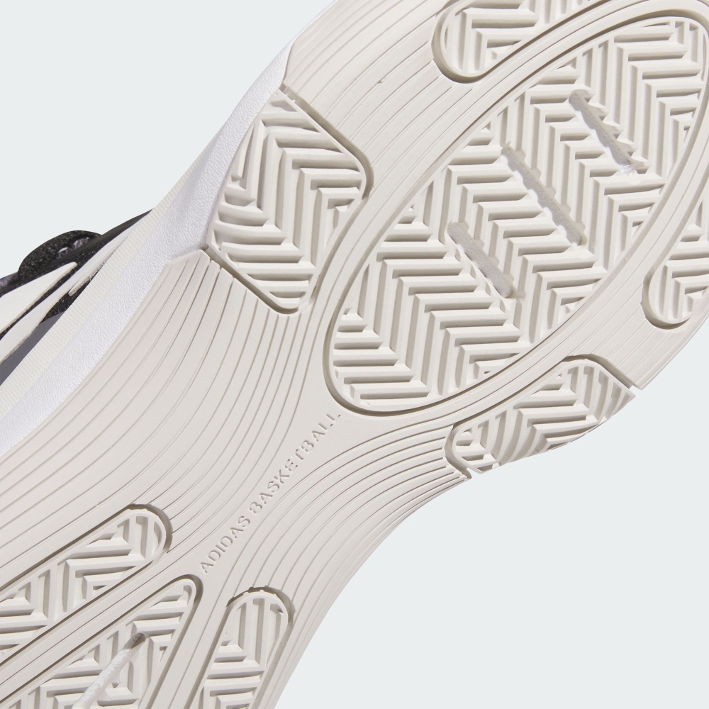 BASKETBALL LEGENDS LOW 籃球鞋