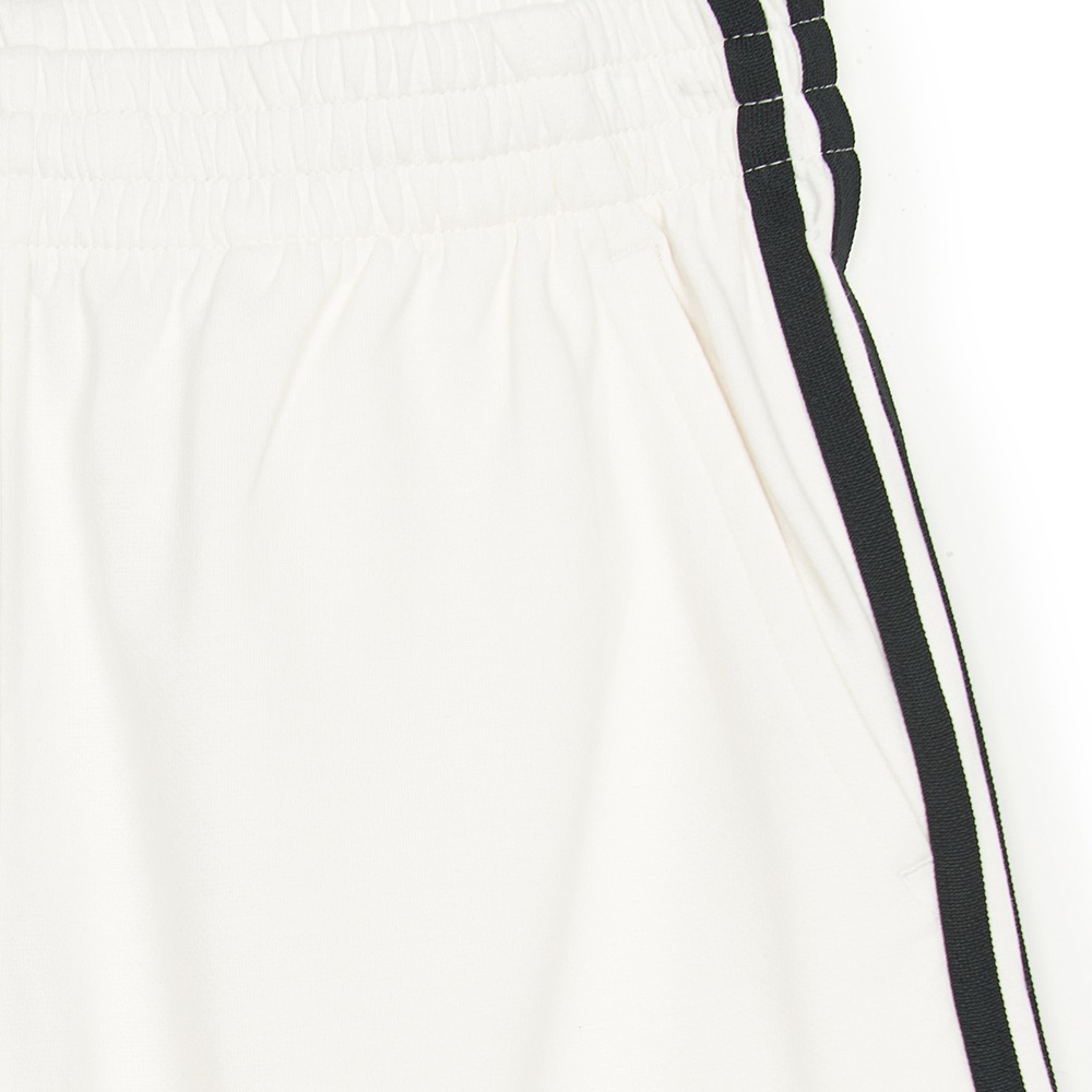 MLB 女版抗UV防曬涼感休閒短褲 紐約洋基隊 (3FSPB1053-50IVS)