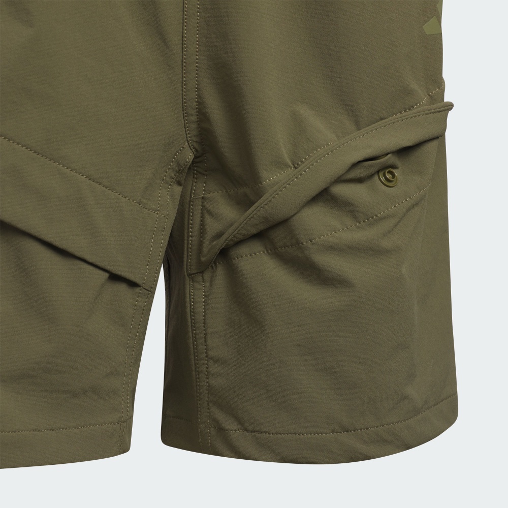 ESSENTIALS 運動短褲