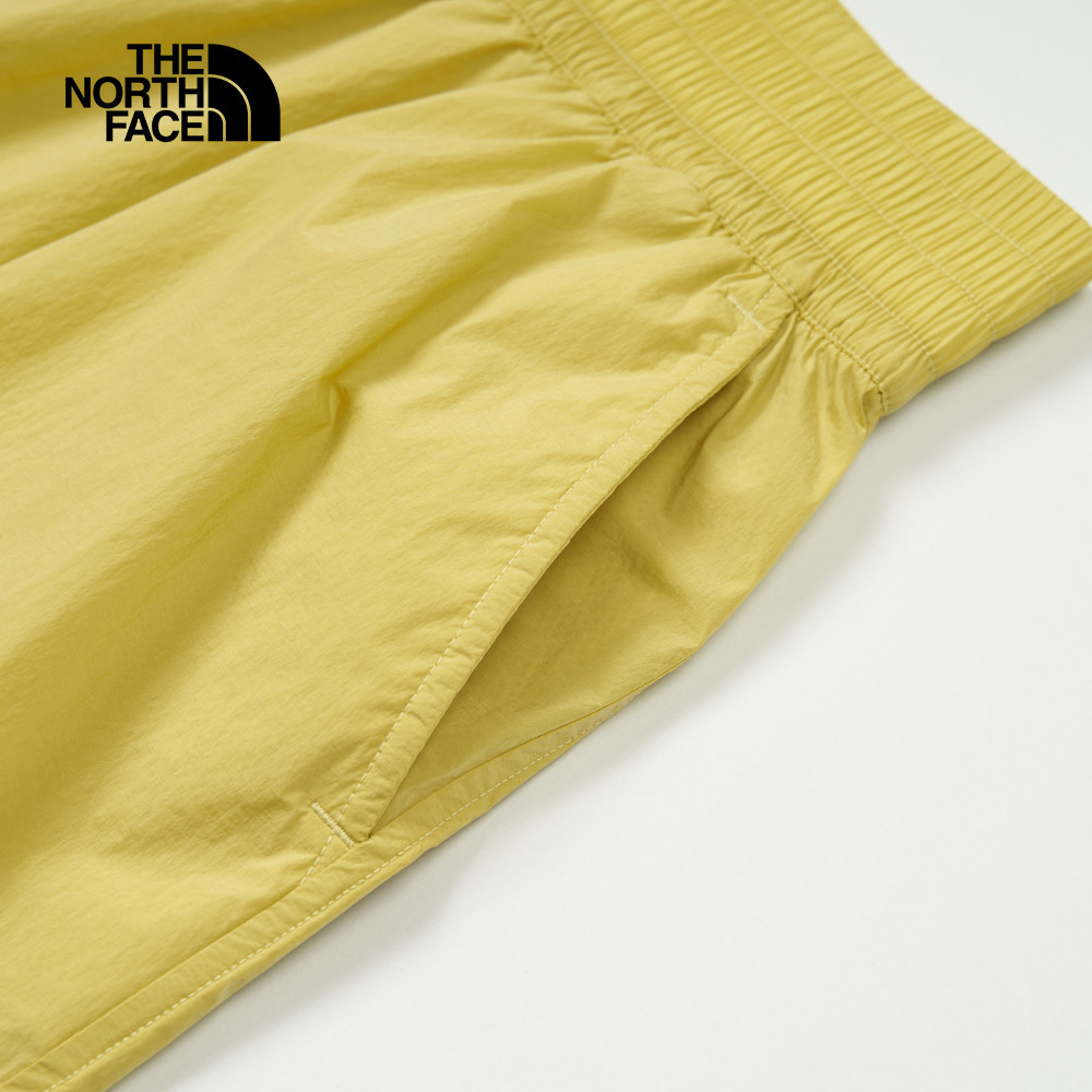 The North Face北面女款卡其色DWR防潑水短褲｜8C5A0UO