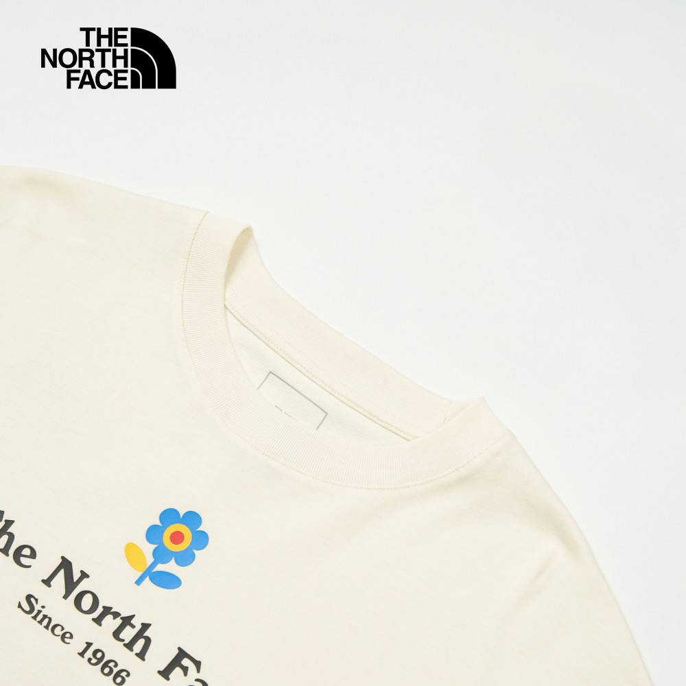【10/27 12點限時搶購】The North Face北面女款米白色純棉短版短袖T恤｜8DCEQLI