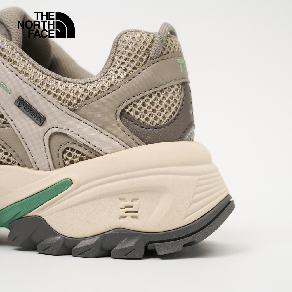 【10/25 12點週末限定】The North Face北面男女款灰色Gore-Tex防水透氣徒步鞋｜8ADU7E8 登山鞋/健行鞋