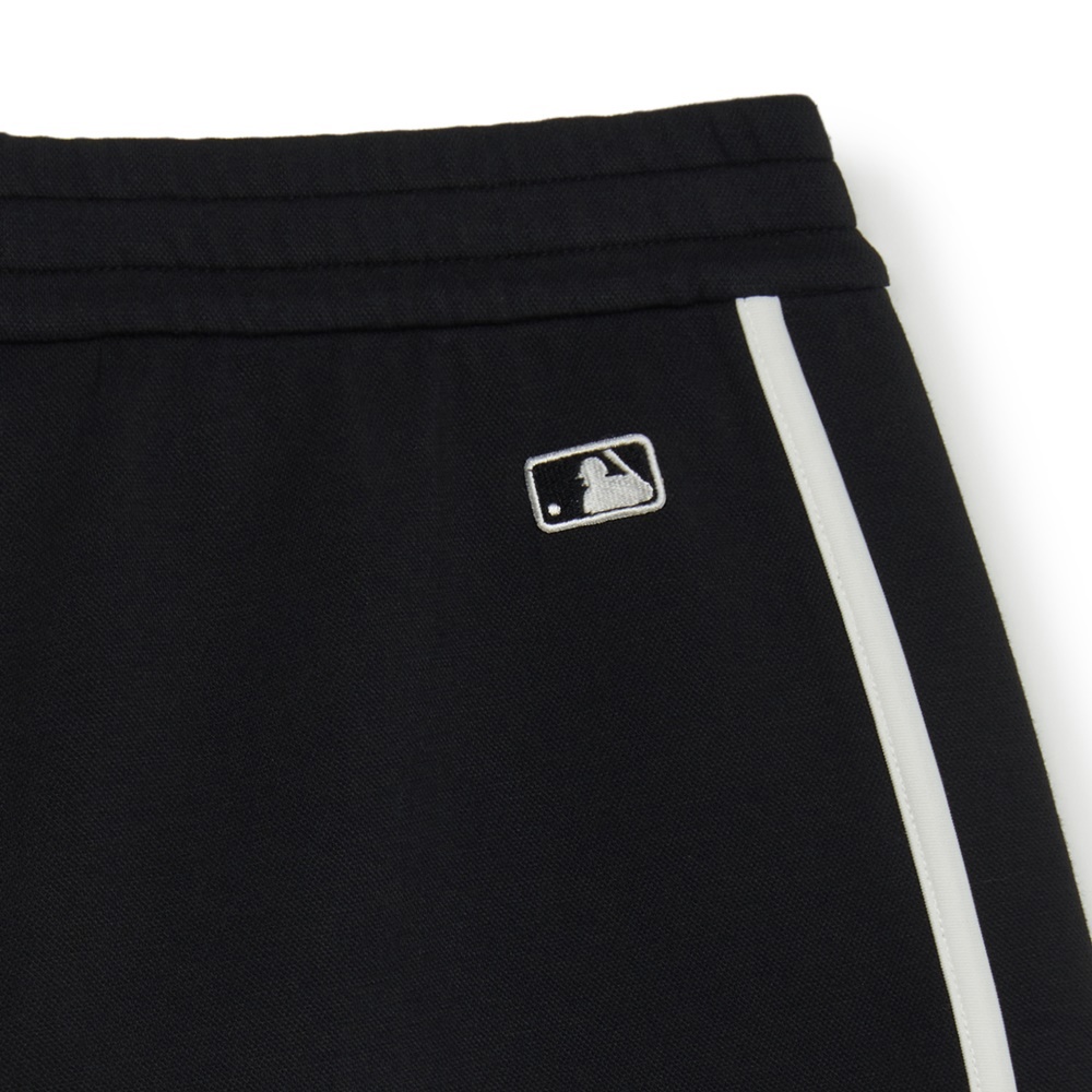 MLB 女版休閒短褲 Varsity系列 紐約洋基隊 (3FSPV0153-50BKS)