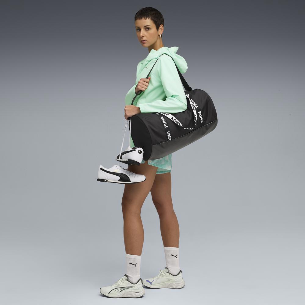 PUMA 跑步系列Ultraweave Rain連帽外套 女性