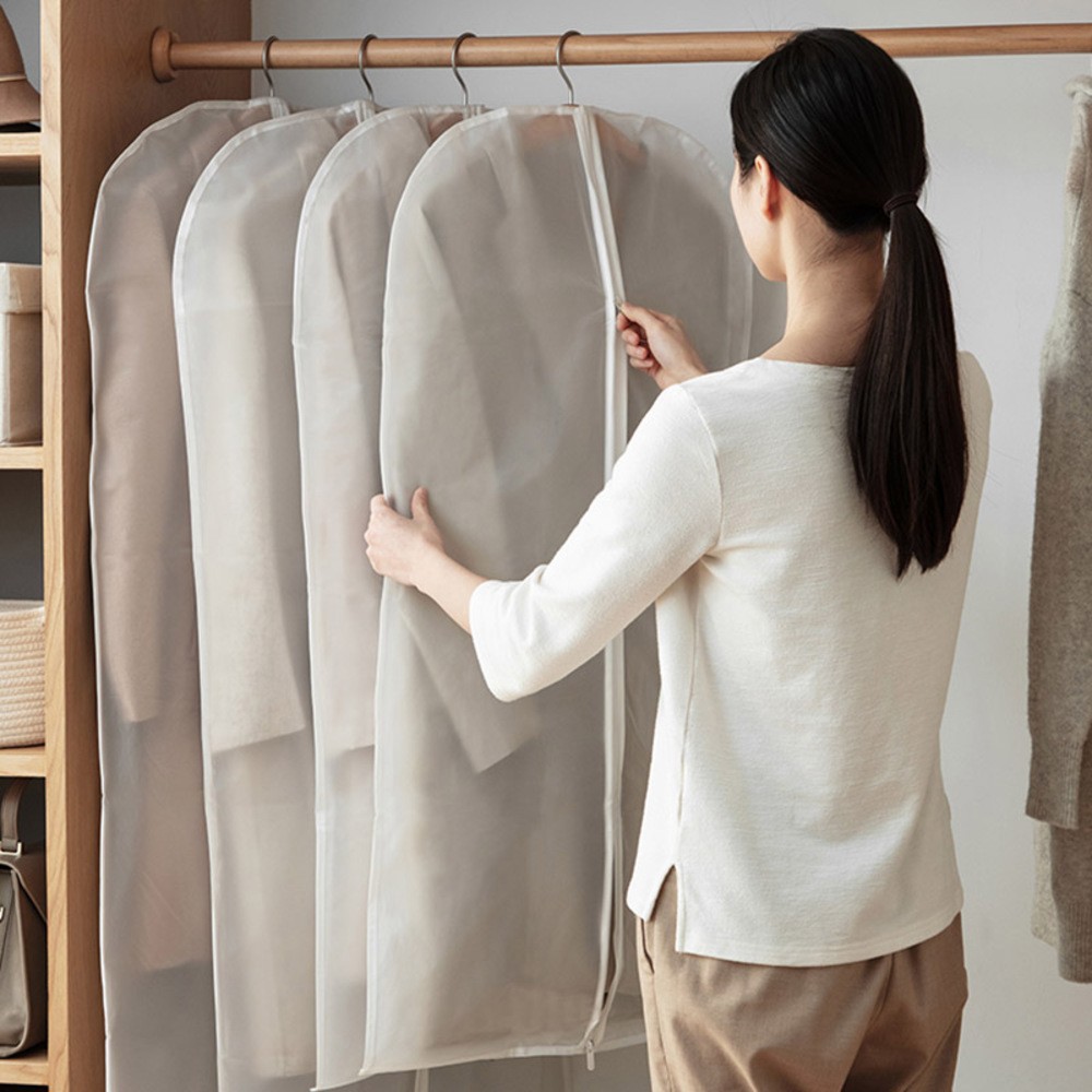 懶角落衣物防塵套-大
