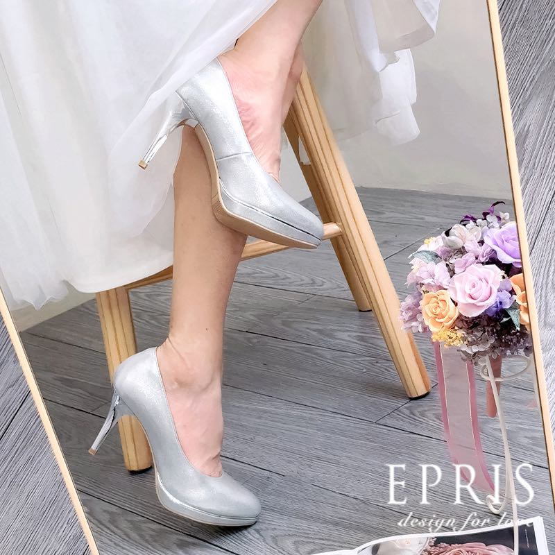 現貨 銀色金屬光澤婚鞋／晚宴鞋 柔星公主-P522-P523 銀色高跟鞋 銀色婚鞋 婚鞋新娘鞋推薦 圓頭高跟鞋 大尺碼高跟鞋 20.5-28 EPRIS艾佩絲-金蔥銀