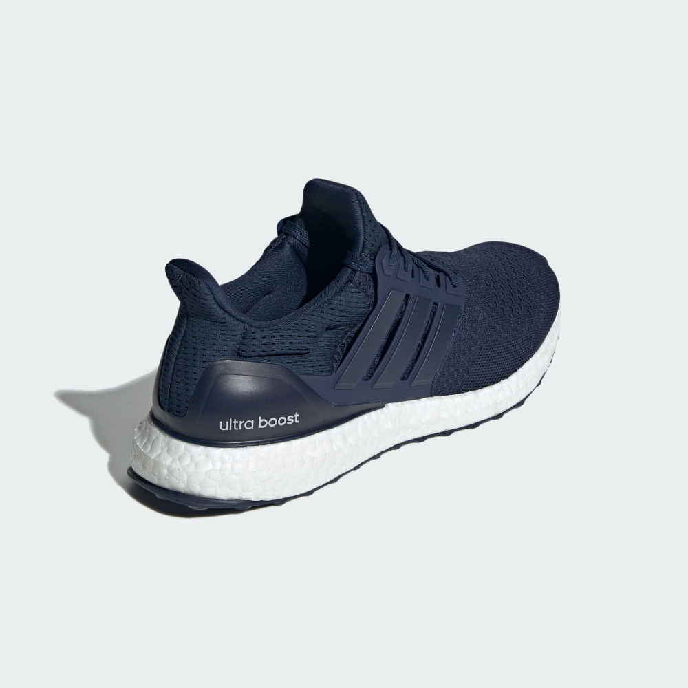 ULTRABOOST 1.0 跑鞋