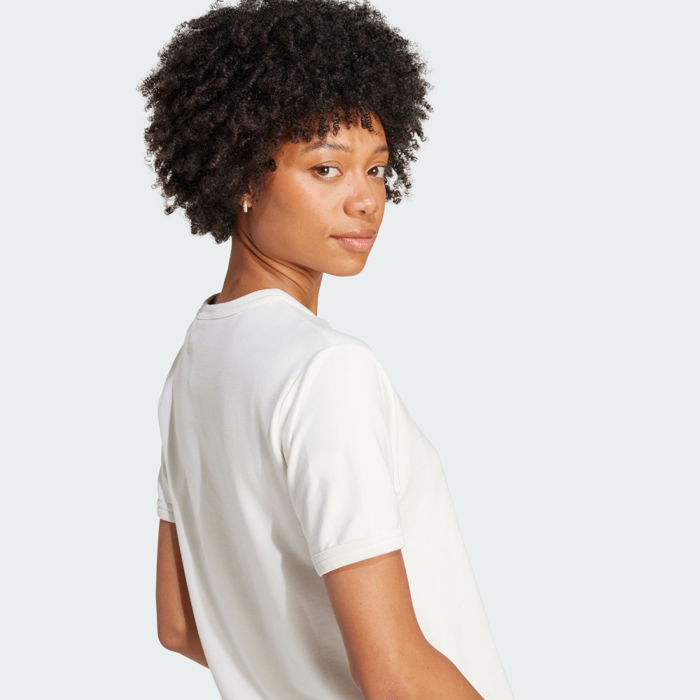 PREMIUM ESSENTIALS 短袖上衣