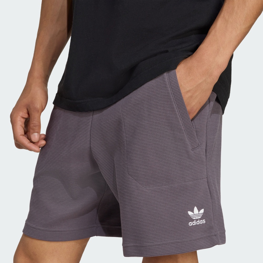 ESSENTIALS 運動短褲