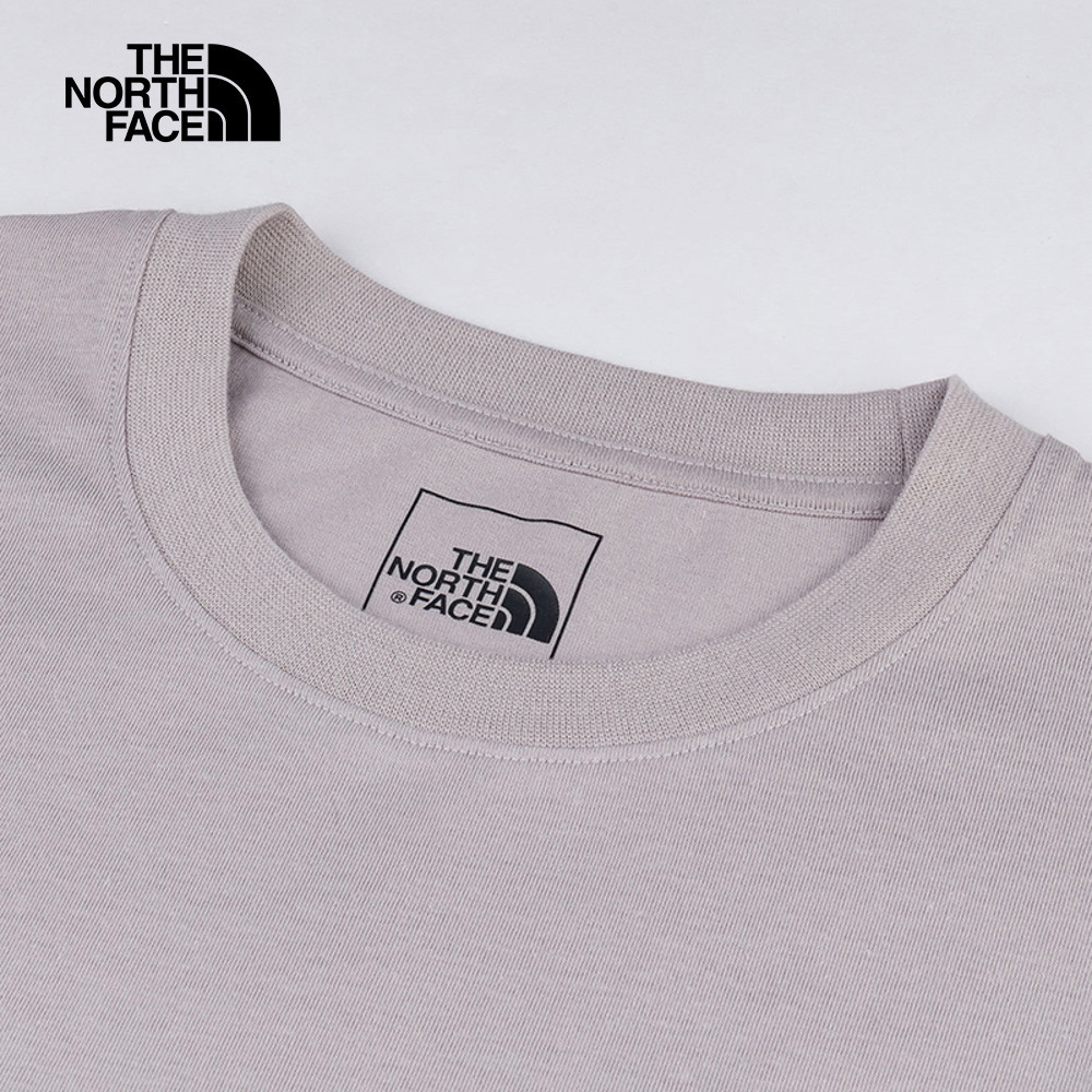 The North Face北面男女款灰色吸濕排汗戶外山川印花短袖T恤｜8GZ21OA
