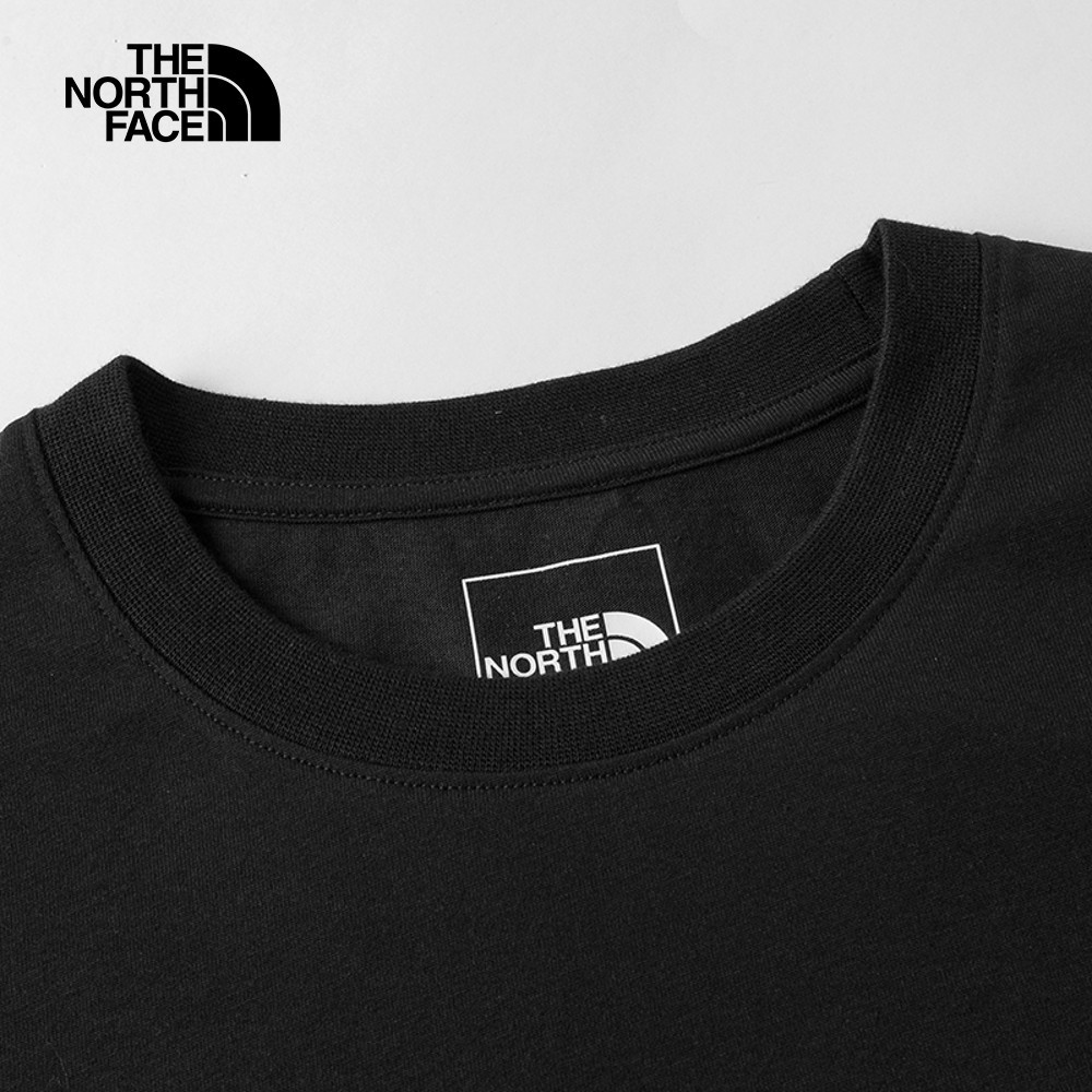 The North Face北面男女款黑色吸濕排汗戶外山川印花短袖T恤｜8GZ2JK3