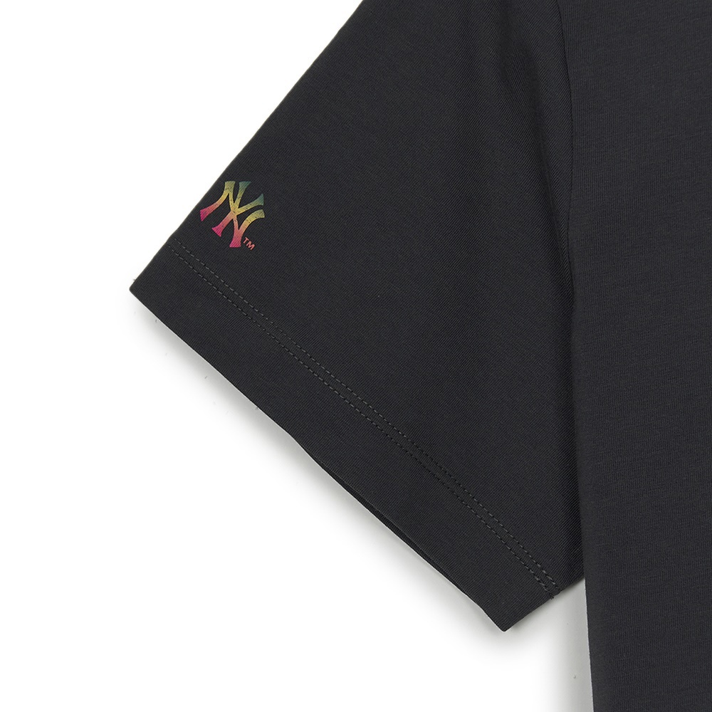 MLB 女版短袖T恤  Summer Graphics系列  紐約洋基隊 (3FTSX0153-50CGD)