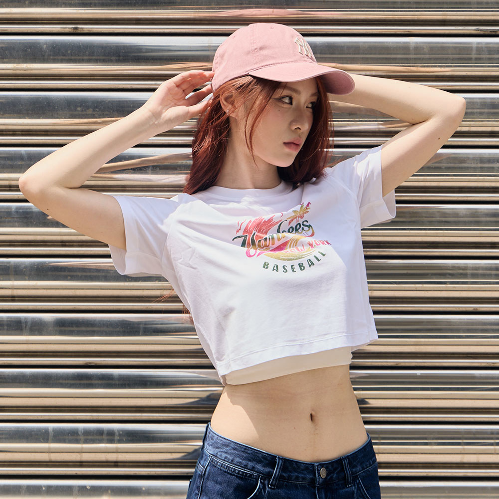 MLB 女版短袖T恤  Summer Graphics系列  紐約洋基隊 (3FTSX0153-50WHS)