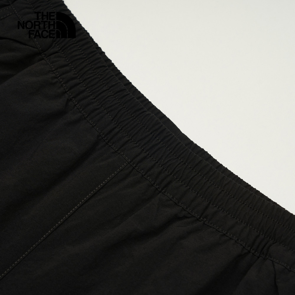 The North Face北面男款黑色UPF防曬短褲｜8BWPJK3