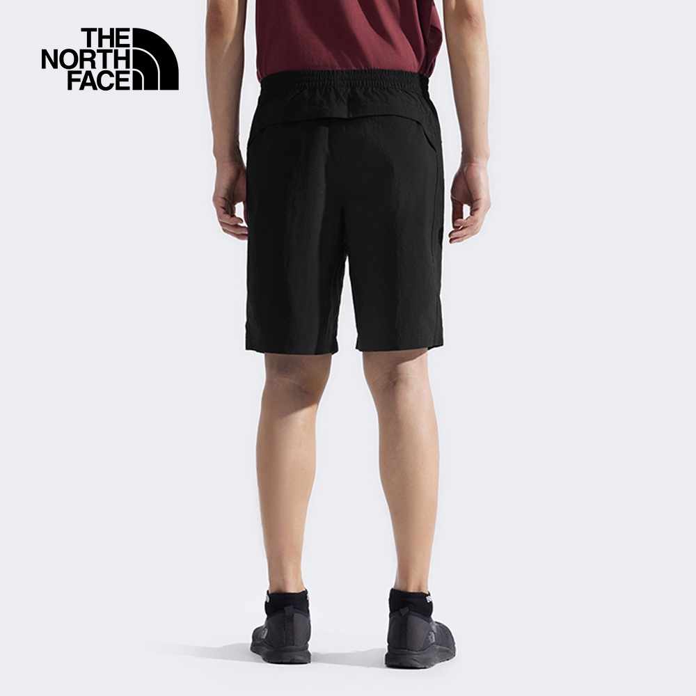 The North Face北面男款黑色UPF防曬短褲｜8BWPJK3