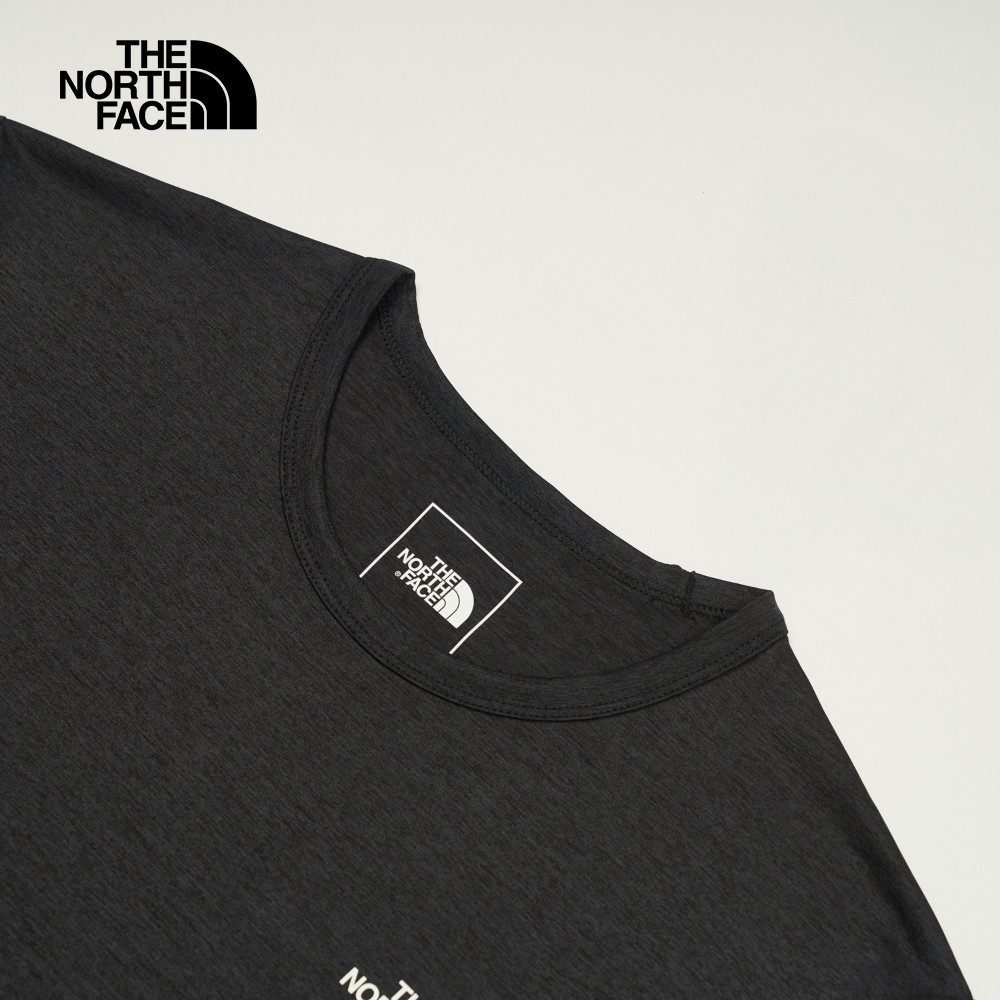 The North Face北面男款黑色吸濕排汗短袖T恤｜8BYJJK3