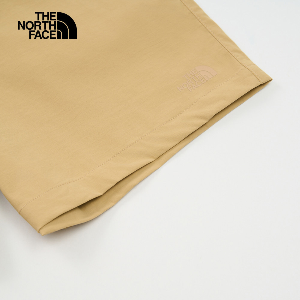 The North Face北面女款卡其色DWR防潑水短褲｜8DFMLK5