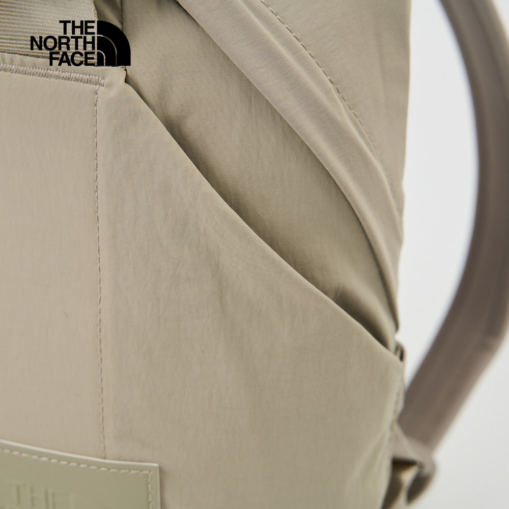 The North Face北面男女款棕色DWR防潑水大容量休閒後背包｜81DV1I4