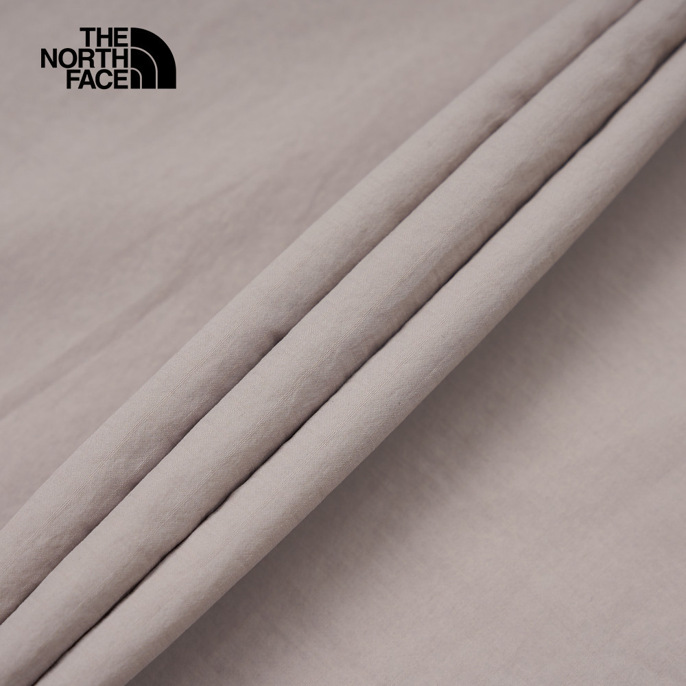 UE男款灰色舒適透氣短袖襯衫｜8CKP1OA