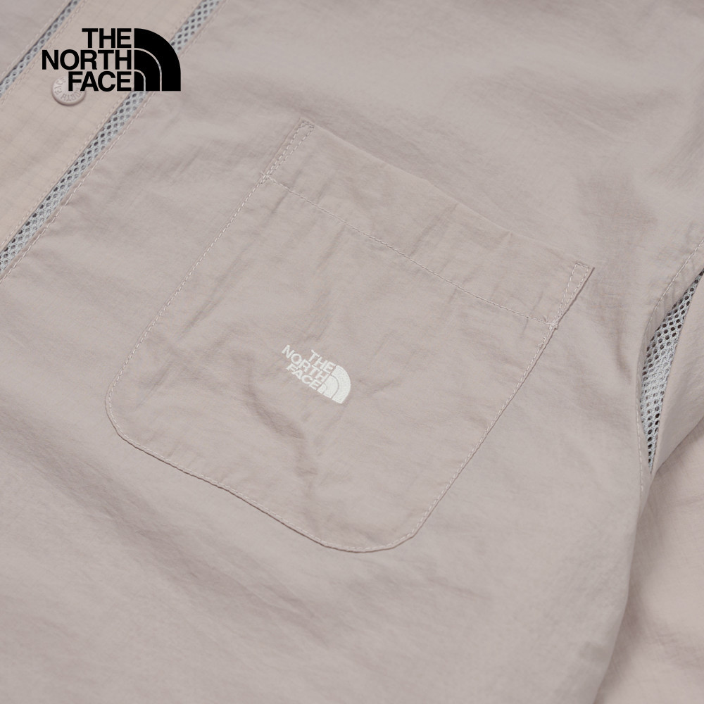 UE男款灰色舒適透氣短袖襯衫｜8CKP1OA