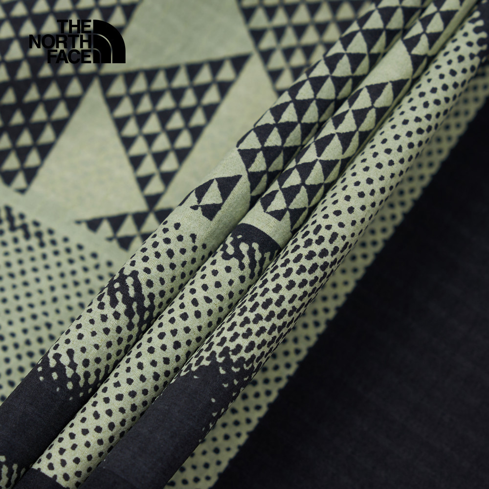 UE男款宇宙黑印花短袖襯衫｜8CKQJK3