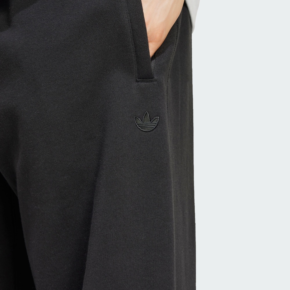 PREMIUM ESSENTIALS 運動長褲