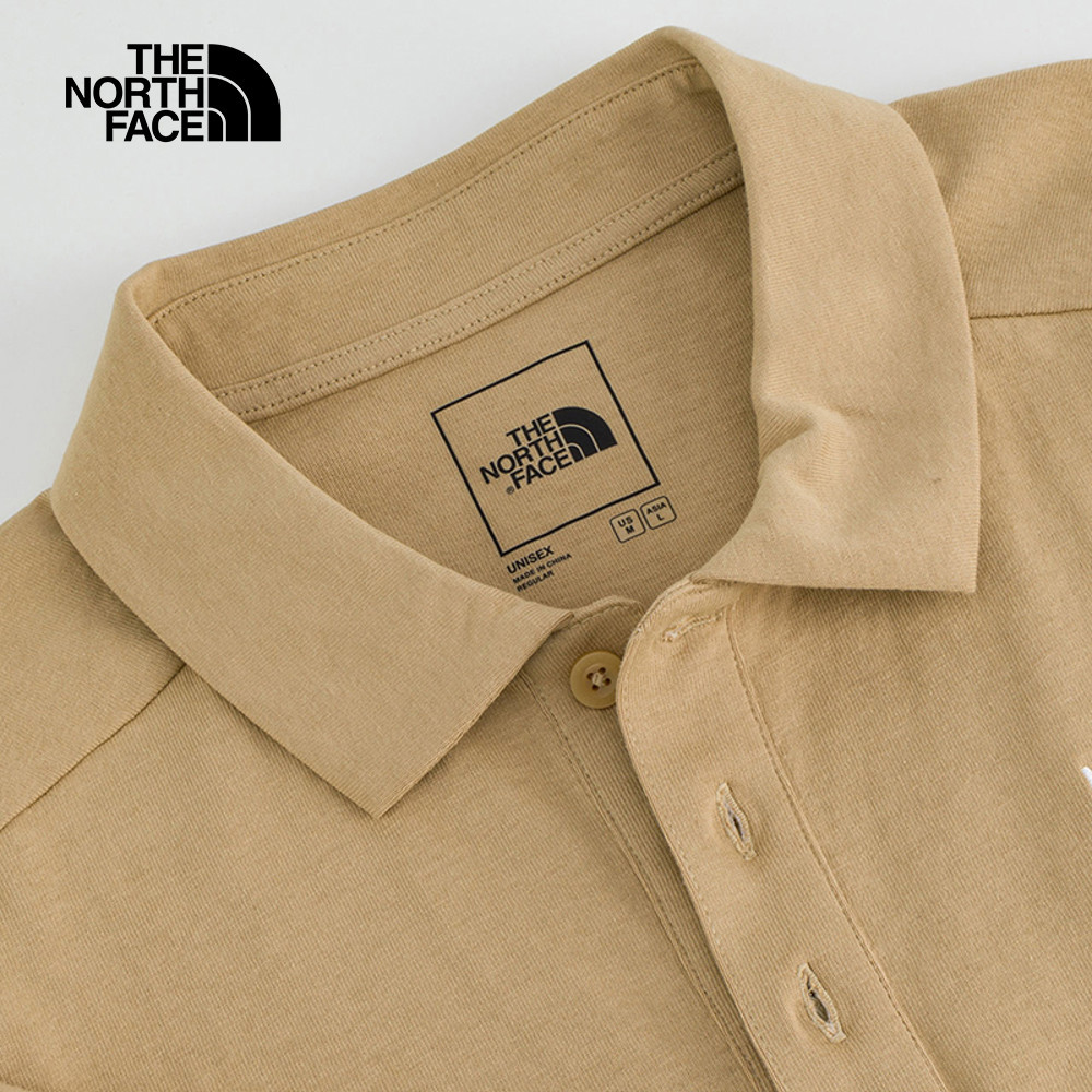 The North Face北面男女款卡其色純棉短袖POLO衫｜8EY7LK5