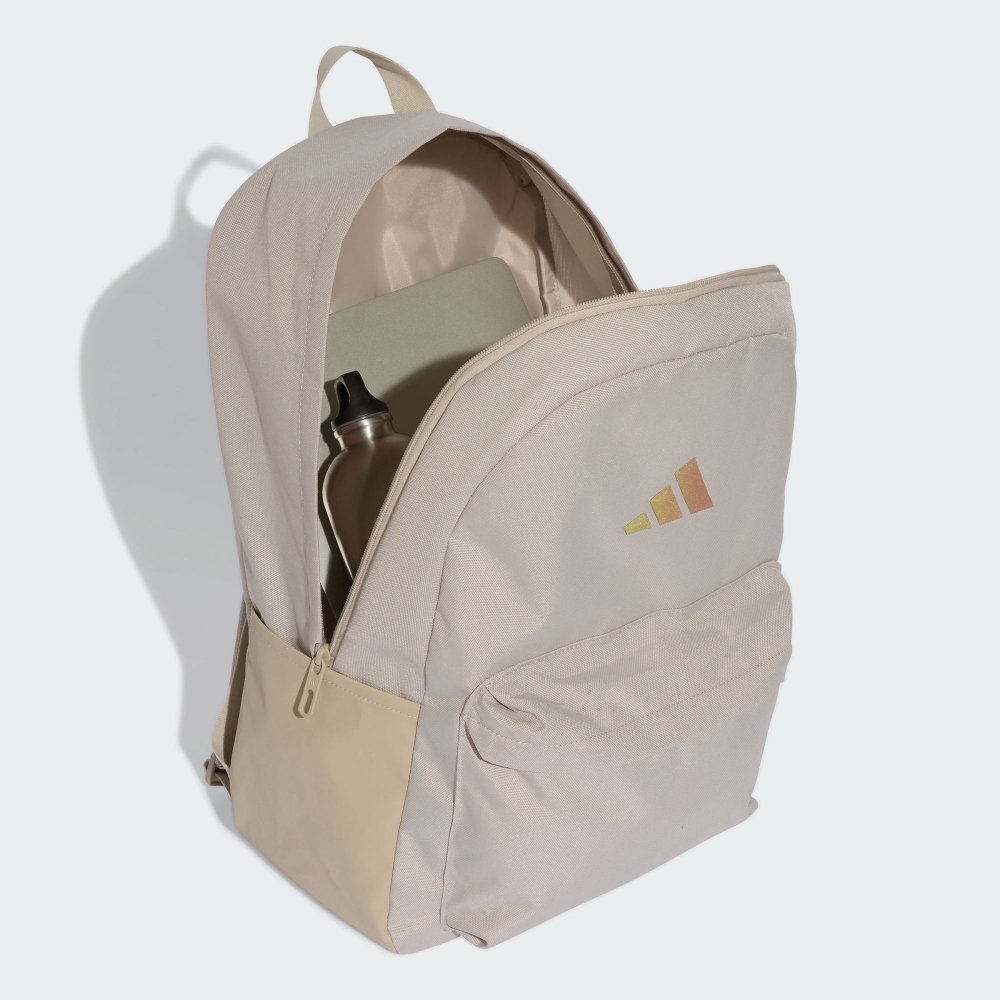 ESSENTIALS LOGO 後背包