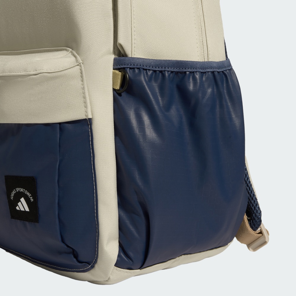 MUST HAVES MATERIAL 後背包