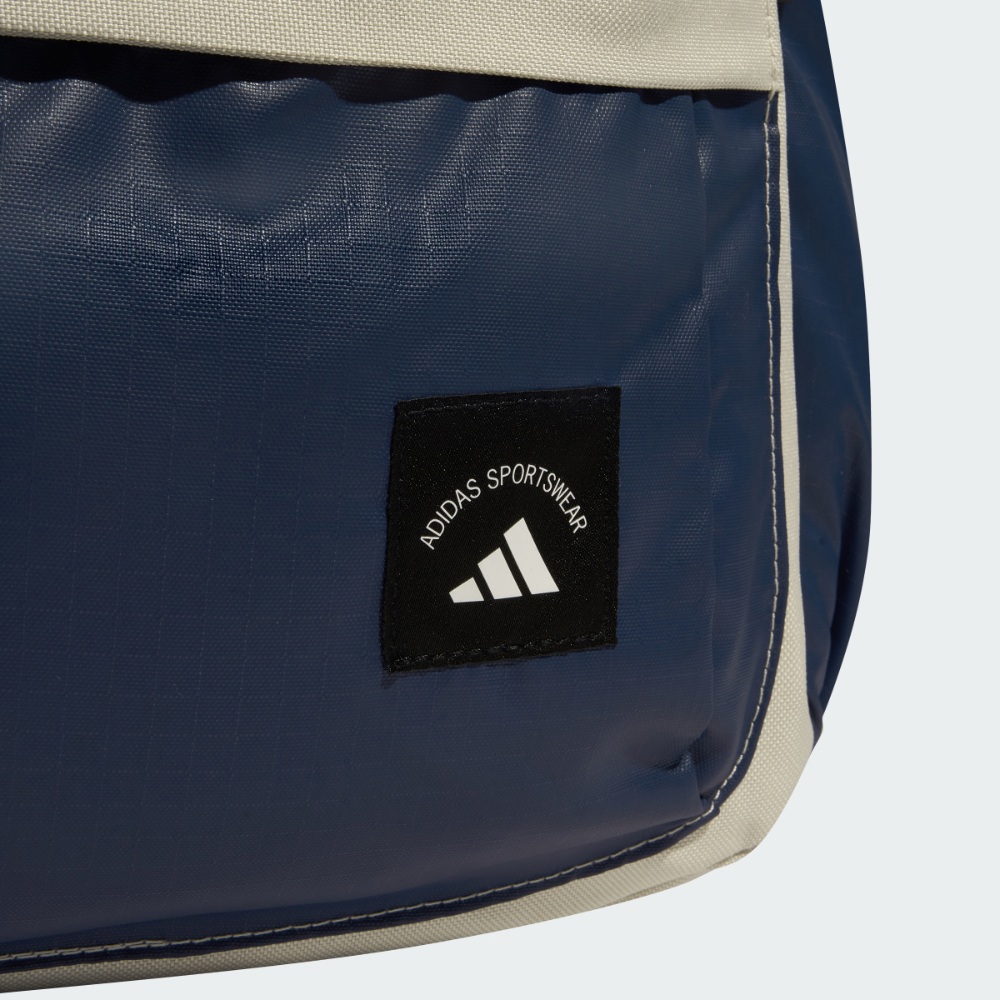 MUST HAVES MATERIAL 後背包