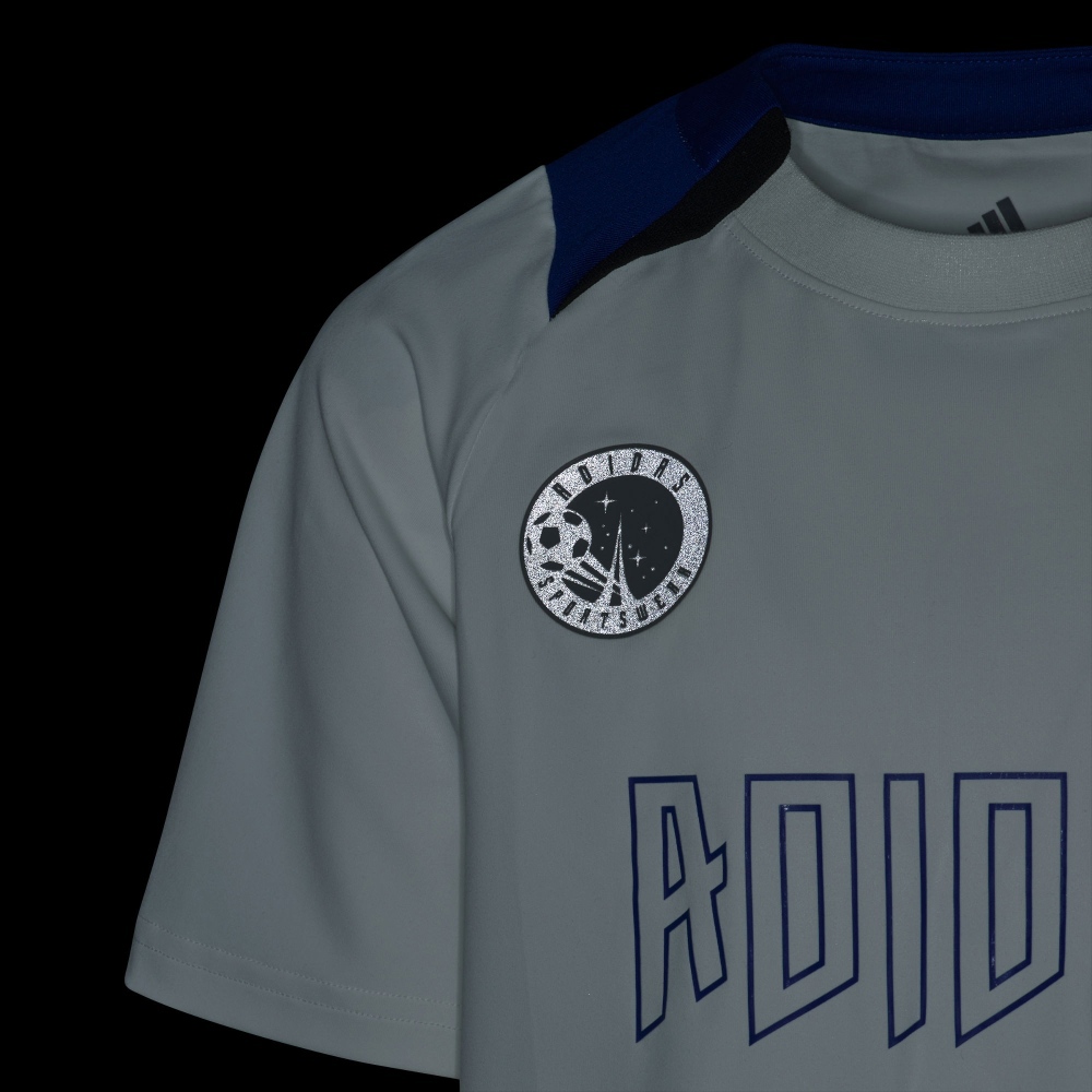 SPORTSWEAR 短袖上衣