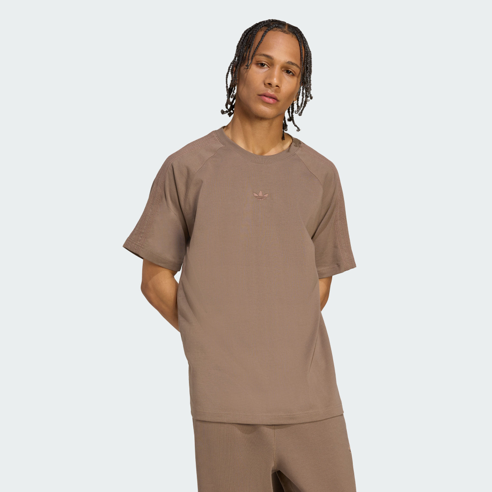 PREMIUM ESSENTIALS 短袖上衣