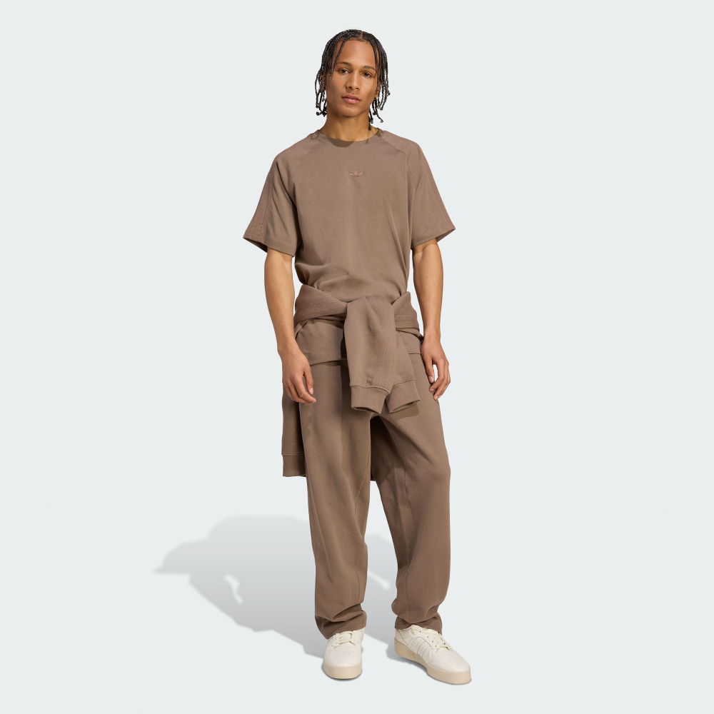 PREMIUM ESSENTIALS 短袖上衣