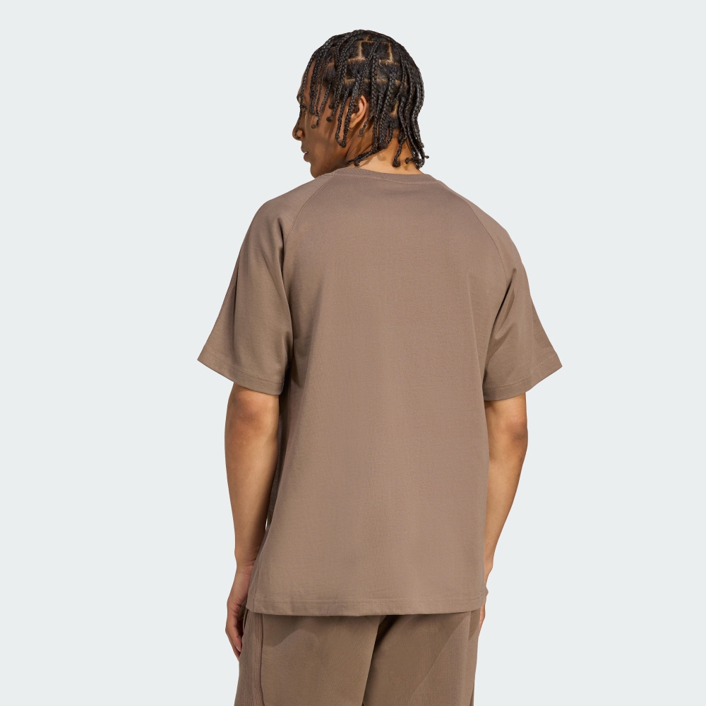 PREMIUM ESSENTIALS 短袖上衣