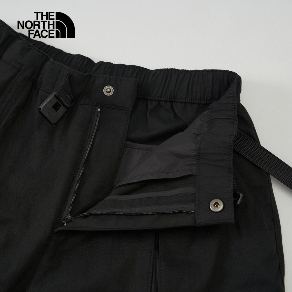 UE女款黑色DWR防潑水休閒長褲｜8CMFJK3