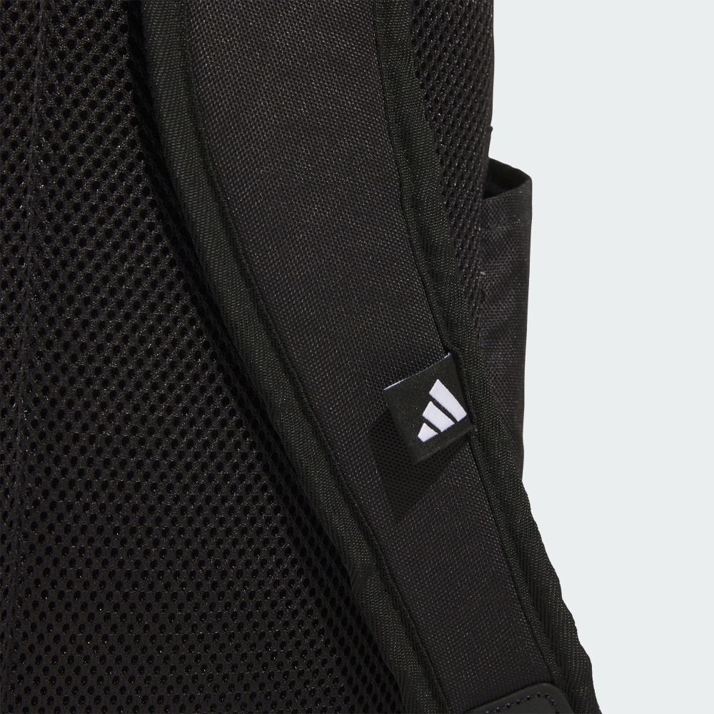 ESSENTIALS CLASSIC 後背包