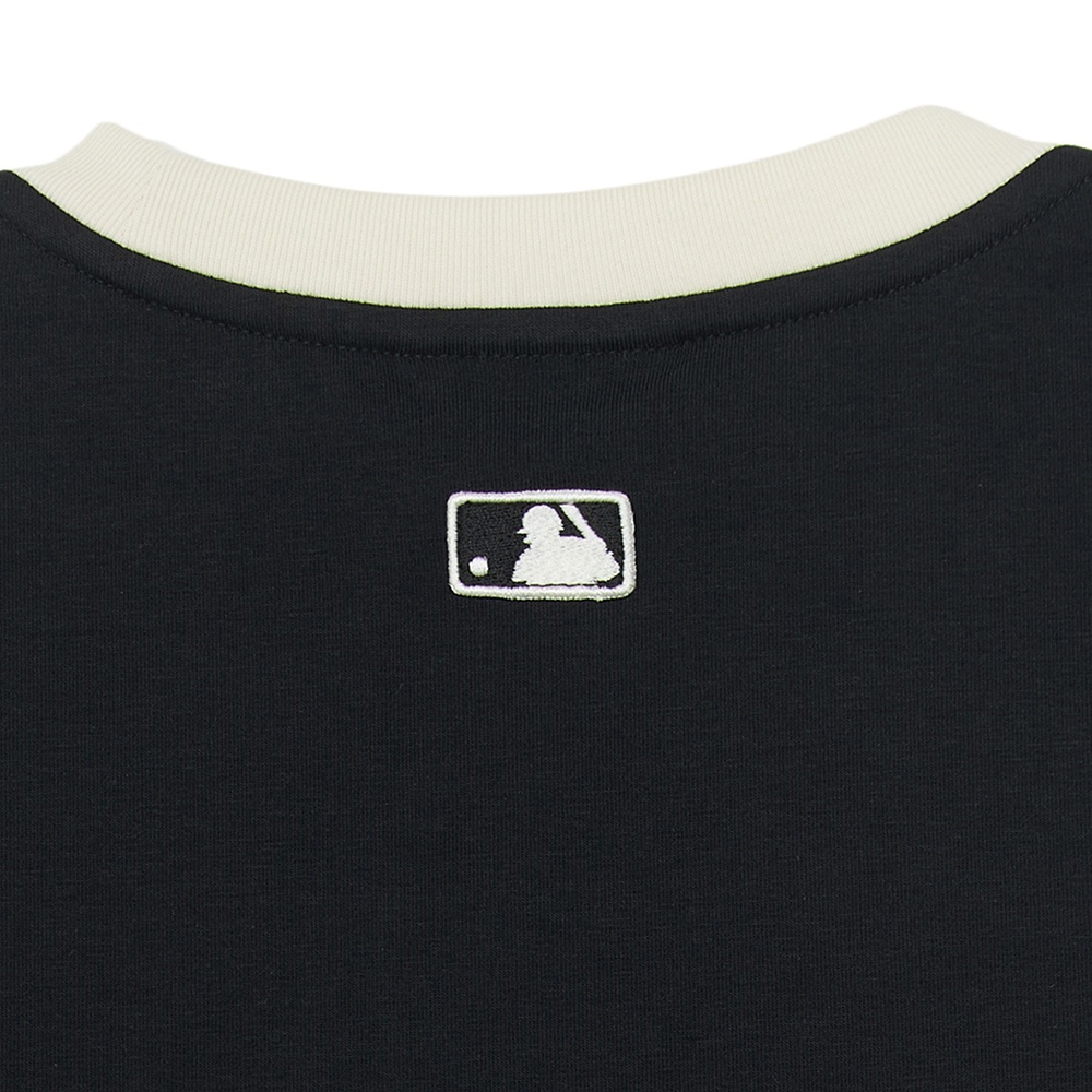 MLB 女版短袖T恤  Varsity系列  紐約洋基隊 (3FTSV0254-50BKS)