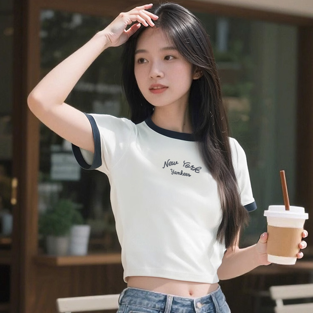 MLB 女版短袖T恤  Varsity系列  紐約洋基隊 (3FTSV0254-50IVS)