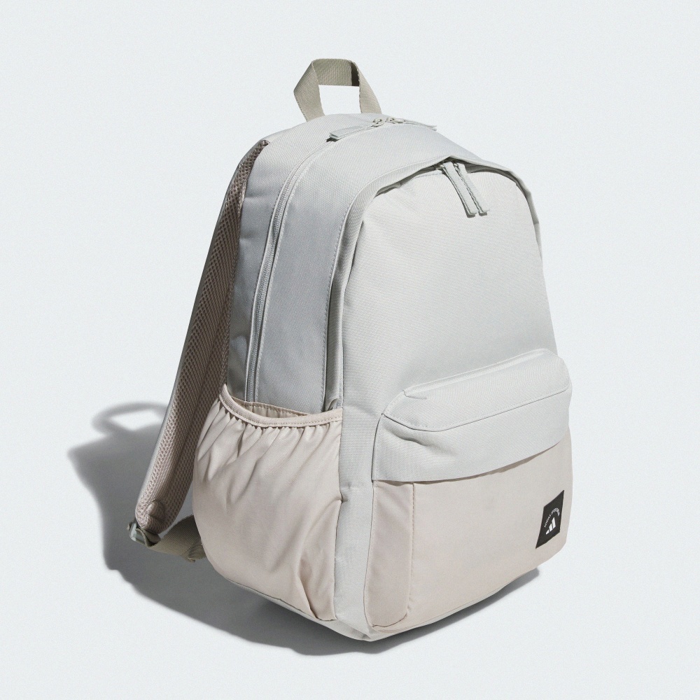 MUST HAVES MATERIAL 後背包