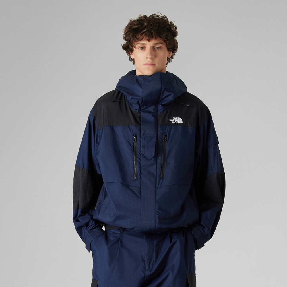 UE男款藍色DWR防潑水防風外套｜8E5H92A