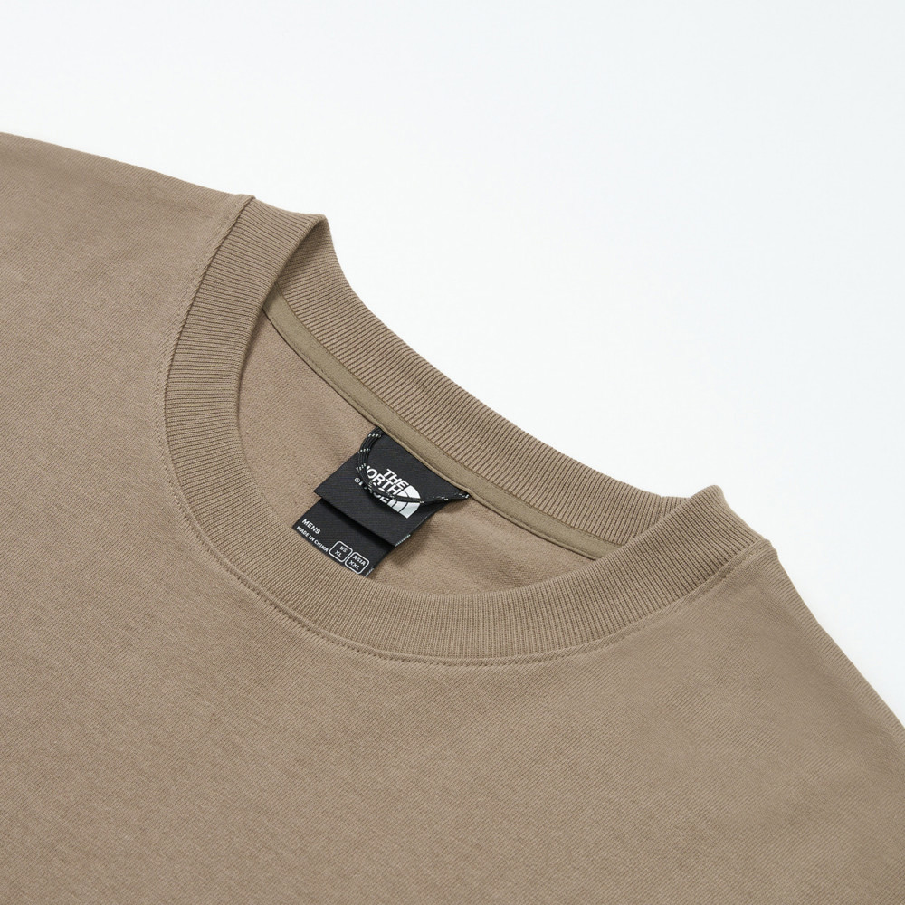 UE男款棕色純棉大尺寸山脈印花短袖T恤｜8GUBBOW