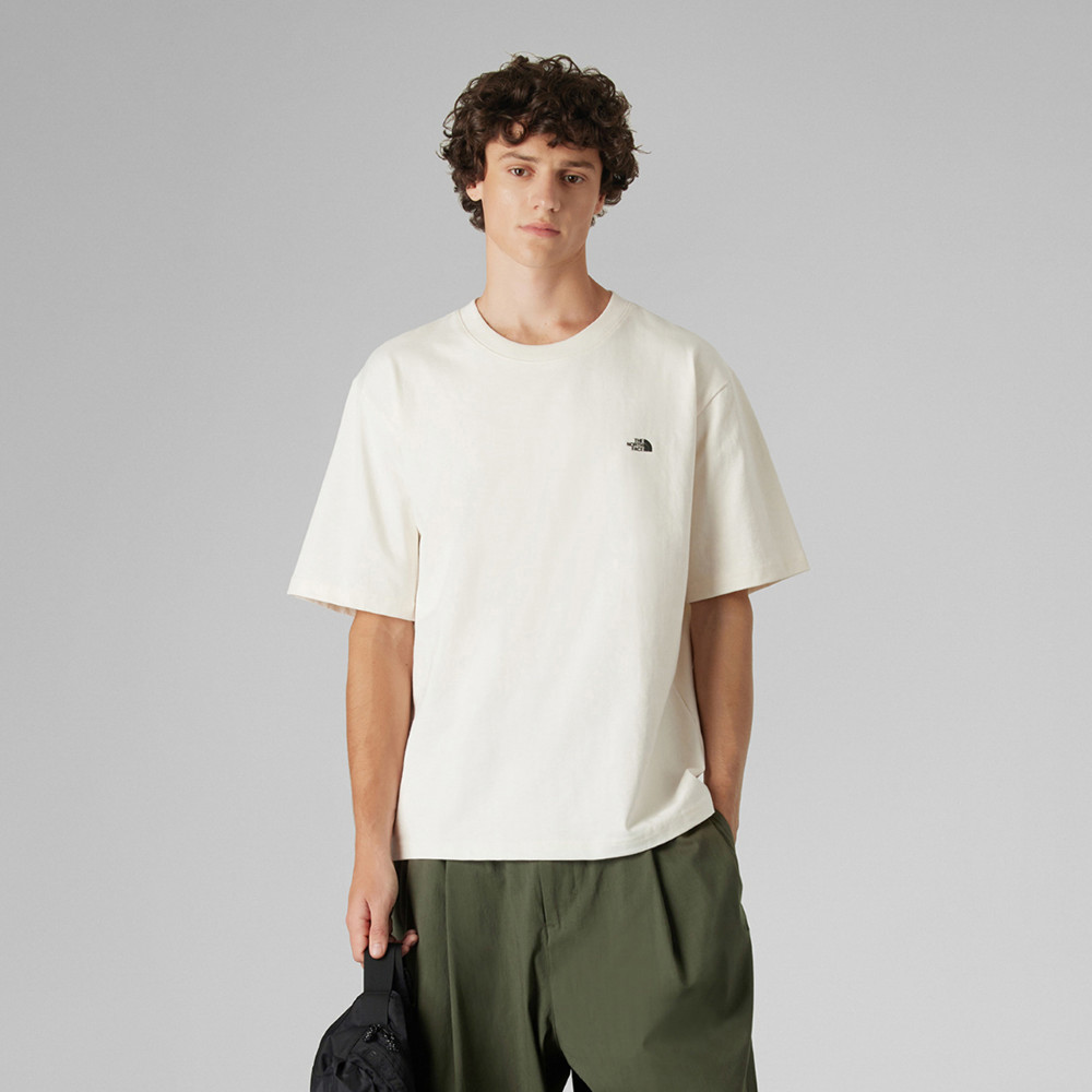 UE男款米白色純棉大尺寸山脈印花短袖T恤｜8GUBQLI
