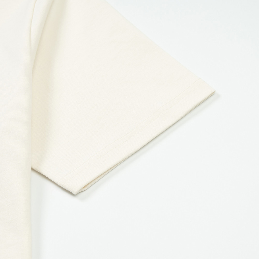 UE男款米白色純棉大尺寸山脈印花短袖T恤｜8GUBQLI