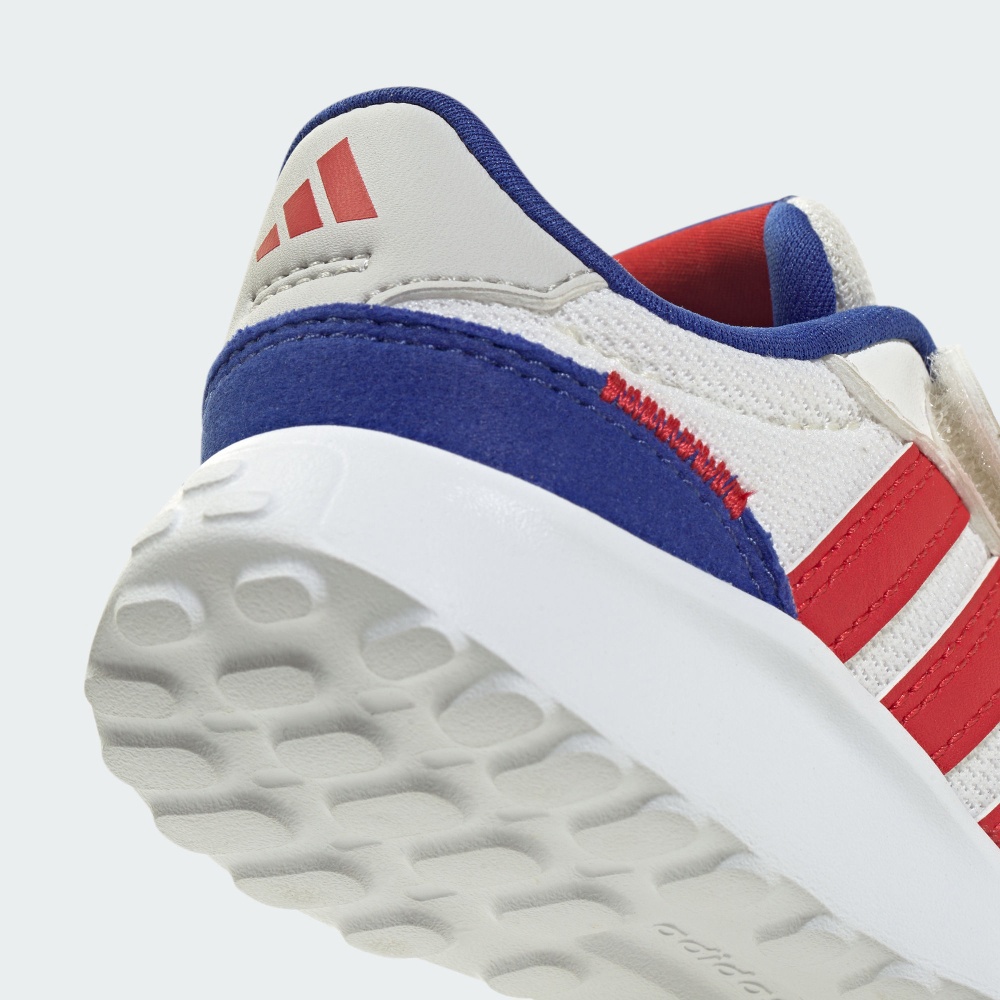 RUN 70S AC 運動鞋