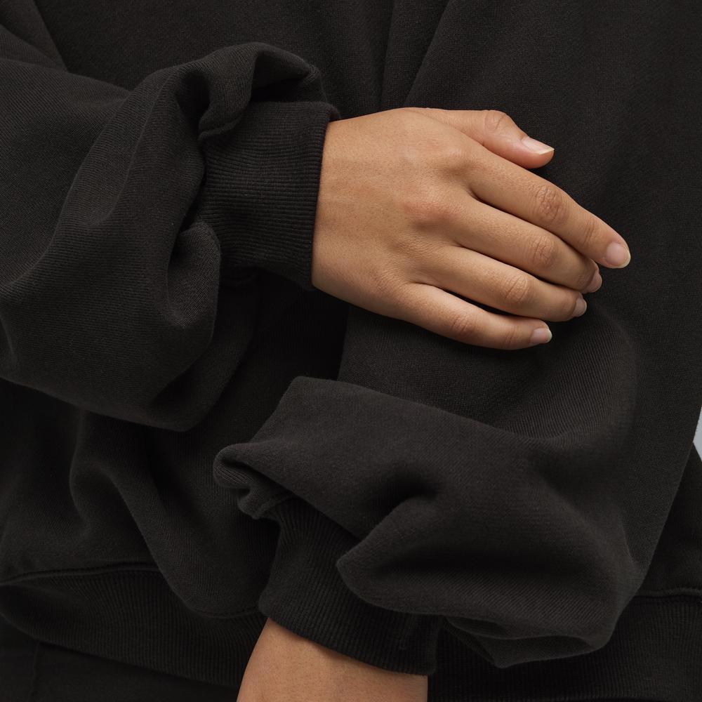 PUMA x ROSÉ聯名流行系列 圓領衫 女性