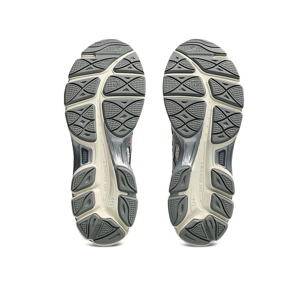 GEL-CUMULUS 16 男女中性款  運動休閒鞋 1203A733-101