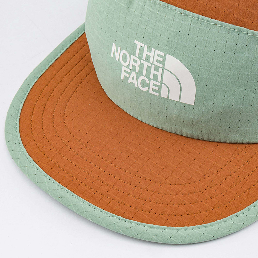 The North Face北面男女款綠色吸濕排汗防曬運動帽｜876JFEI