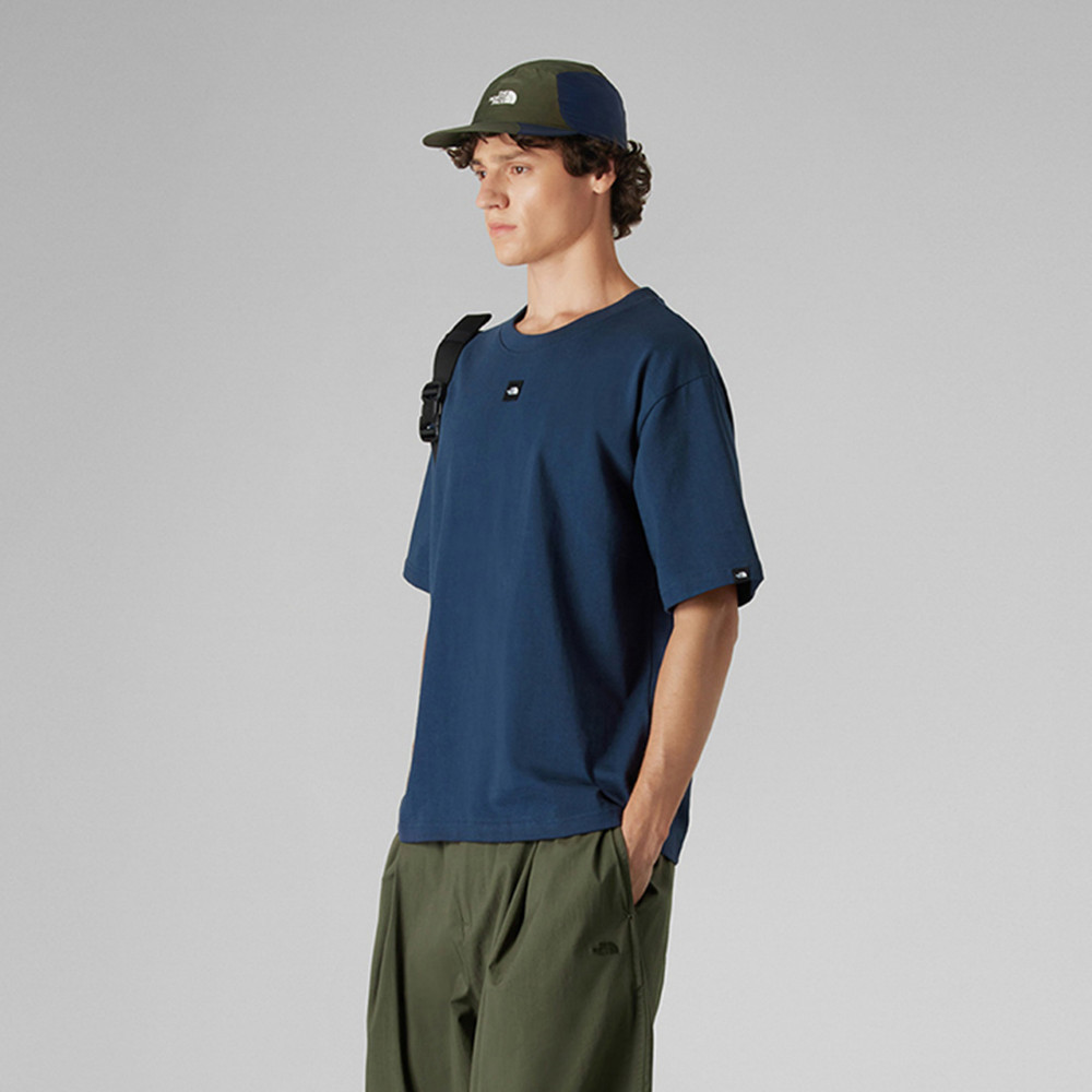 UE男款藍色純棉短袖T恤｜8BTV8K2